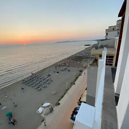 Luxury Penthouse With Full Sea View *