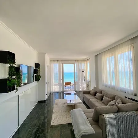 Daire Luxury Penthouse With Full Sea View